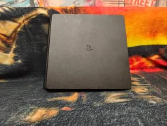 Sony PlayStation 4 ����