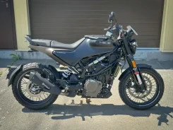 Husqvarna Svartpilen 401
