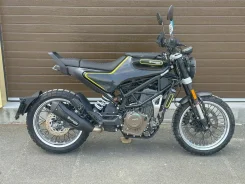 Husqvarna Svartpilen 401