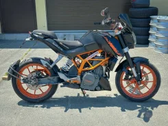 KTM 390 Duke