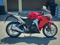 Honda CBR 250RA