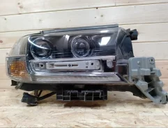 ���� ������������ � ����� Toyota Land Cruiser 2015-2021 8110560P40 200, �������� ������ 8110560P40 ����