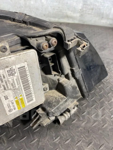 ���� ����� Audi A4 B8 (2007�2012) 8K0941003D 8K0941003D ����