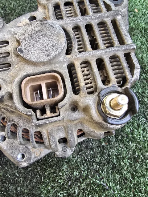 ��������� Mitsubishi MD189014 6G72 3.0 MD189014 ����