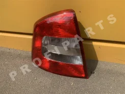 ������ ������� ���� Skoda Octavia 2008-2013 1Z5945111B A5, ������ ����� 1Z5945111B ����