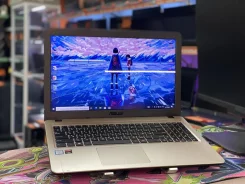 Asus. 15.6", 3,1����, ��� 8 ��, WiFi: 1, Bluetooth: 1 ����