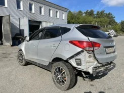 Hyundai ix35. LM, G4KD ����