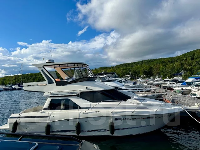 Bayliner. 2006 ���, ����� 11��., ��������� ������������, 520��.�., ������ ����