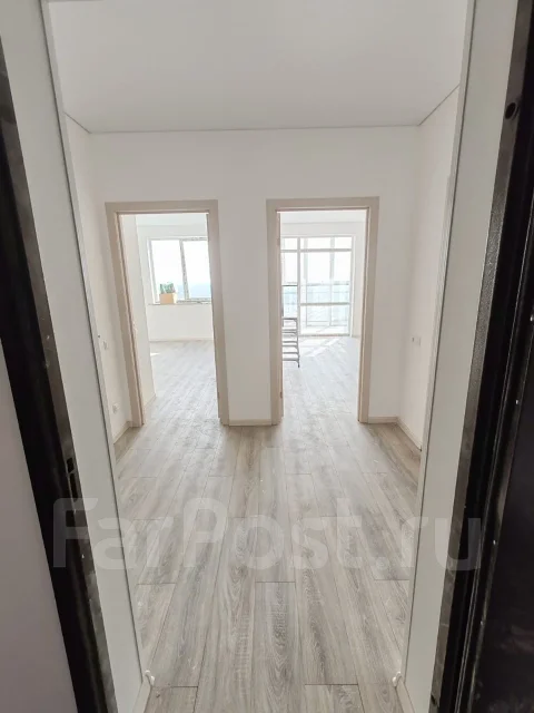 1-���������, ������-������������, ����� ���������� 2�. ����������, 43,6���.��., 18/21 ���� ����