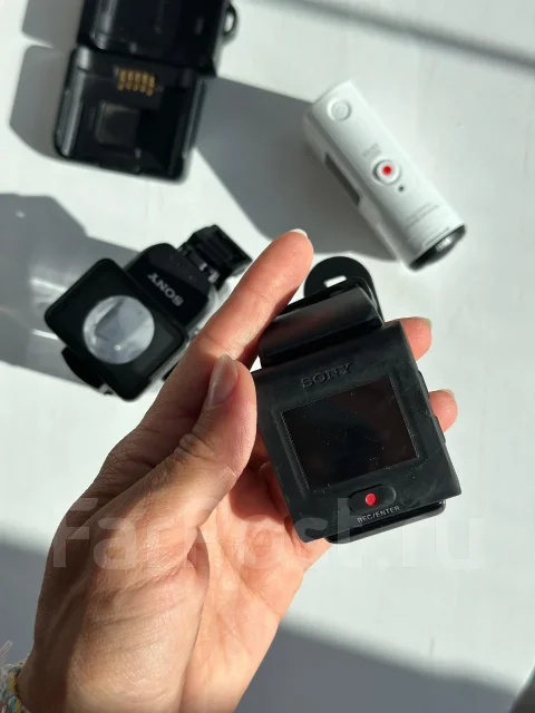 Sony HDR-AS300. 8 - 8.9 ��, � ���������� ����