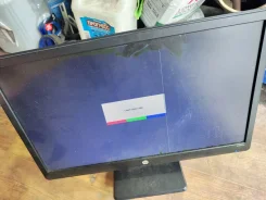 HP. 20", ���������� �� (LCD, LED, QLED) ����
