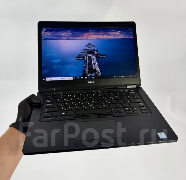 Dell. 14", 2,4����, ��� 16 ��, ���� 256���, WiFi: 1, Bluetooth: 1, ����������� �� 9��. ����