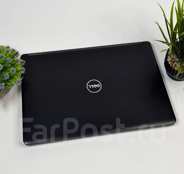 Dell. 14", 2,4����, ��� 16 ��, ���� 256���, WiFi: 1, Bluetooth: 1, ����������� �� 9��. ����