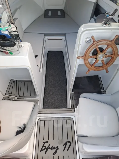 ���� 17. 2025 ���, ����� 5��., ��������� ���������, 90��.�., ������ ����