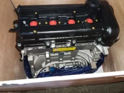 ��������� Hyundai 211012BW04 G4FC 211012BW04 ����