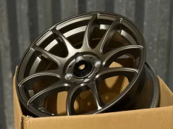 Work Emotion CR Kiwami. 7.0x15", 4x100, ET35, �� 73,1���. ����