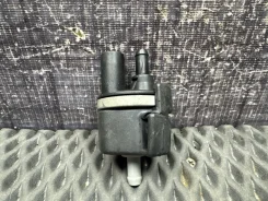 ������ ���������� ���������� ���� AUDI A4 2006 058133517B B7 ALT 058133517B ����