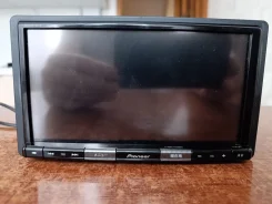 Pioneer AVIC ����