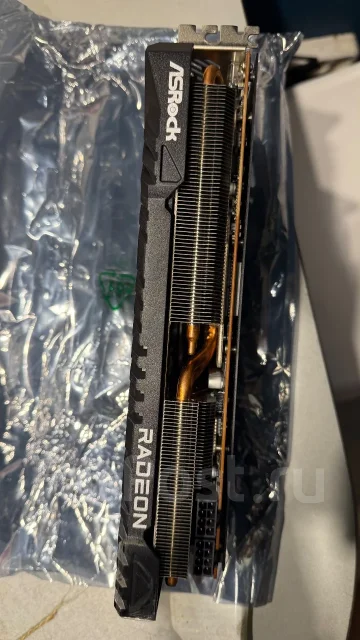 Radeon RX 7900 GRE ����