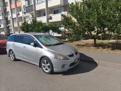 Mitsubishi Grandis ����