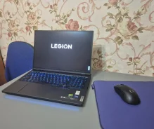 Lenovo Legion Pro 7 16IRX8H. 16", 2,2����, ��� 32 ��, ���� 2 000���, WiFi: 1, Bluetooth: 1, ����������� �� 4��. ����