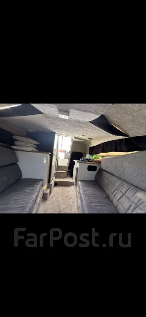 Bayliner. 1990 ���, ����� 8��., ��������� ���������, 200��.�., ������ ����