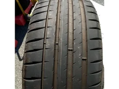 Michelin Pilot Sport 4