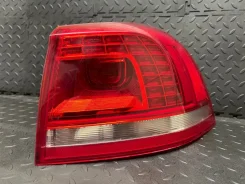 ����-������ Volkswagen Touareg 2011 7P6945208 NF CGRA, ������ ������ 7P6945208 ����