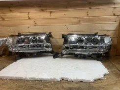 ���� Toyota Land Cruiser 8110560K11 200 8110560K11 ����