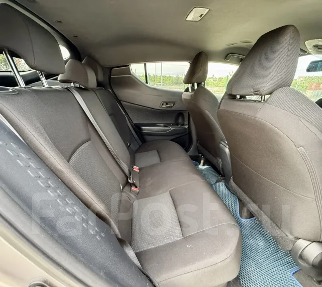 Toyota C-HR. �������, ��������, 1.8 (98��.�.), ������, 119 000����. �� ����
