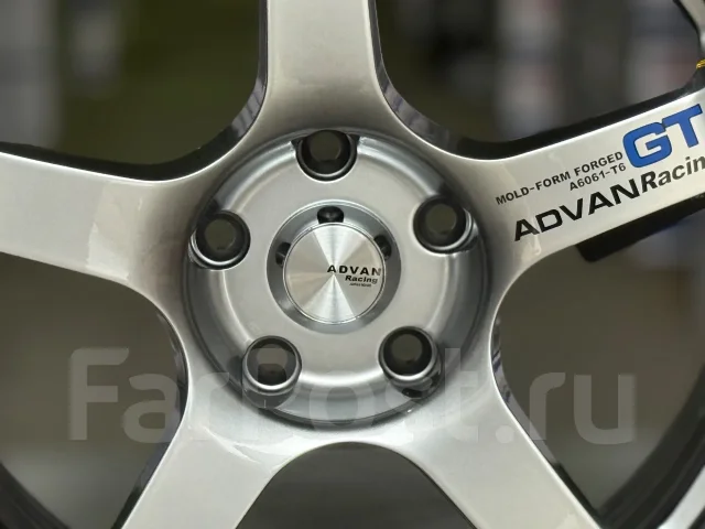 Advan. 8.5x17", 5x100, ET33, �� 73,1���. ����