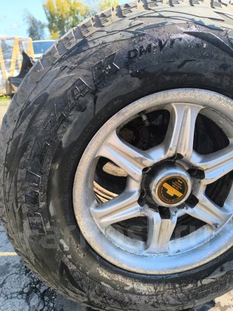 Bridgestone Blizzak DM-Z3. �����������, 2007 ���, �/�, ����� 50 % ����