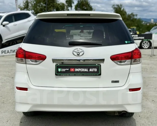 Toyota Wish. �������, 4wd, 1.8 (133��.�.), ������, 165 000����. �� ����