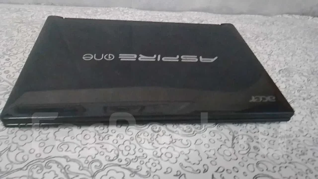 Acer Aspire One 522-C58kk. 10.1", 1����, ��� 2048 ��, ���� 500���, WiFi: 1, ����������� �� 3��. ����