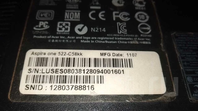 Acer Aspire One 522-C58kk. 10.1", 1����, ��� 2048 ��, ���� 500���, WiFi: 1, ����������� �� 3��. ����