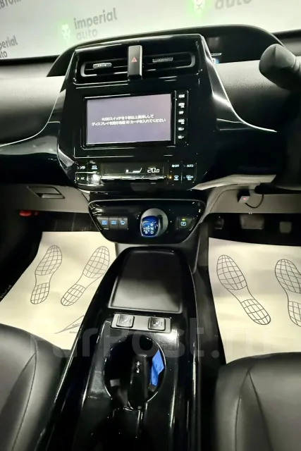 Toyota Prius. �������, ��������, 1.8 (98��.�.), ������, 166 000����. �� ����