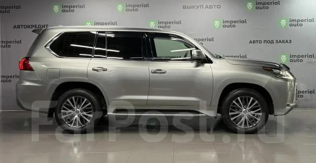 Lexus LX450d. �������, 4wd, 4.5 (272��.�.), ������, 101 000����. �� ����
