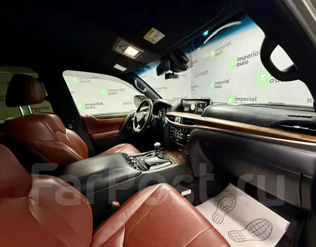 Lexus LX450d. �������, 4wd, 4.5 (272��.�.), ������, 101 000����. �� ����