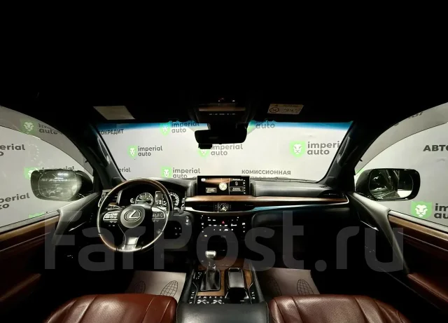Lexus LX450d. �������, 4wd, 4.5 (272��.�.), ������, 101 000����. �� ����