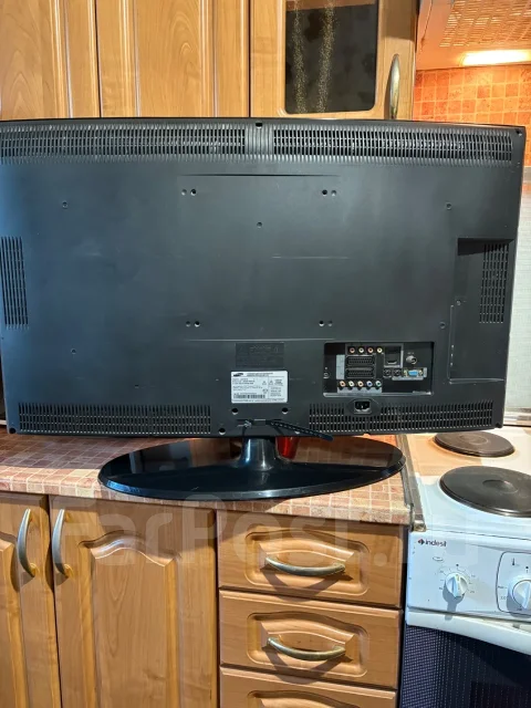 Samsung LE32S81B. LCD (��) ����