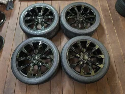 Wald Jarret. 10.0x22", 5x150, ET45 ����