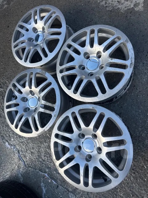 Vianor. 6.0x15", 5x114.3, ET45, �� 73,1���. ����