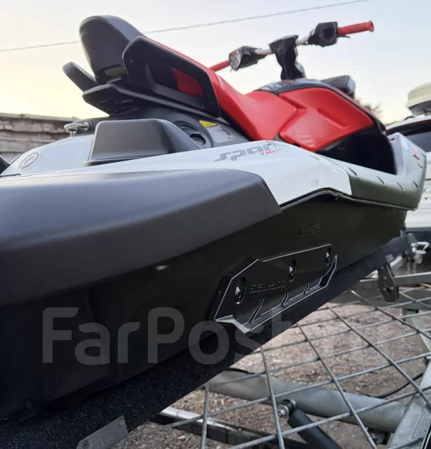 BRP Sea-Doo Spark Trixx. 2025 ��� ����