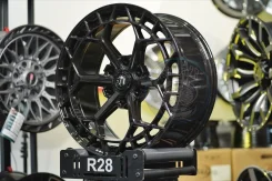Fuel Off-Road. 9.0x20", 6x139.7, ET20, �� 106,1���. ����