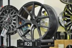 HRE P101. 8.5x19", 5x114.3, ET32, �� 73,1���. ����