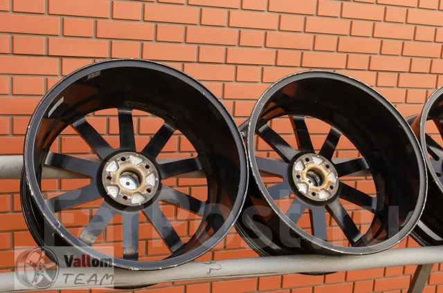 �-Wheels