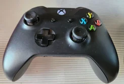 Microsoft Xbox One X ����