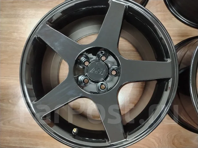 American Muscle. 10.5x17", 5x114.3, ET27, �� 70���. ����