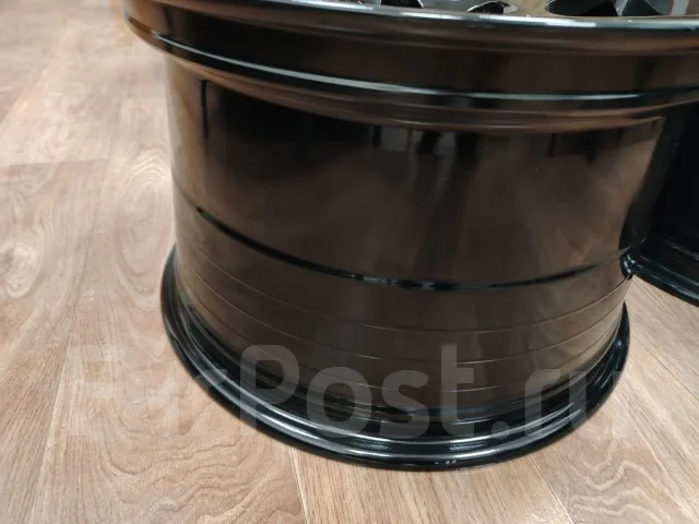 American Muscle. 10.5x17", 5x114.3, ET27, �� 70���. ����