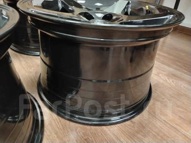 American Muscle. 10.5x17", 5x114.3, ET27, �� 70���. ����